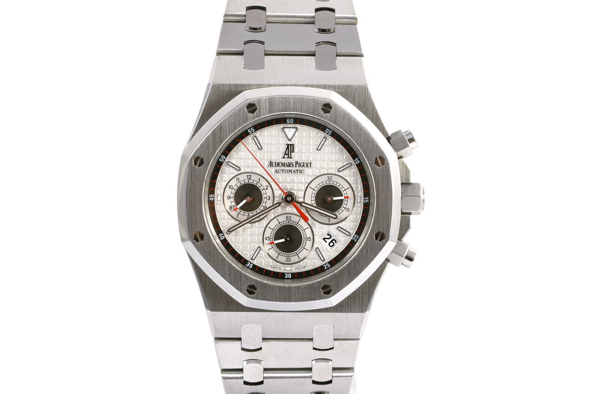 2011 Audemars Piguet Royal Oak Chronograph 39mm - 26300ST.OO.1110ST.06 (White/Panda)