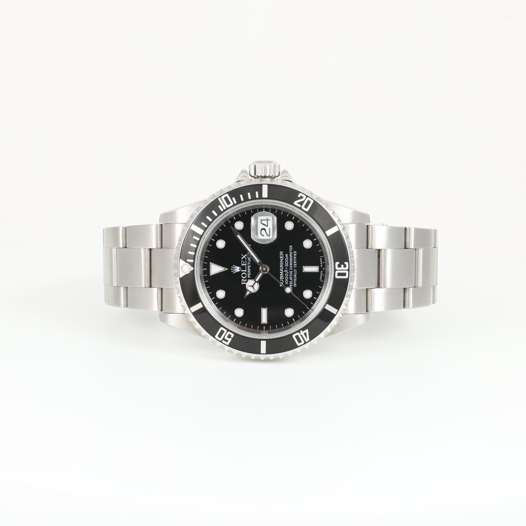 2005 ROLEX 16610 Submariner No Holes Case with Box & Papers