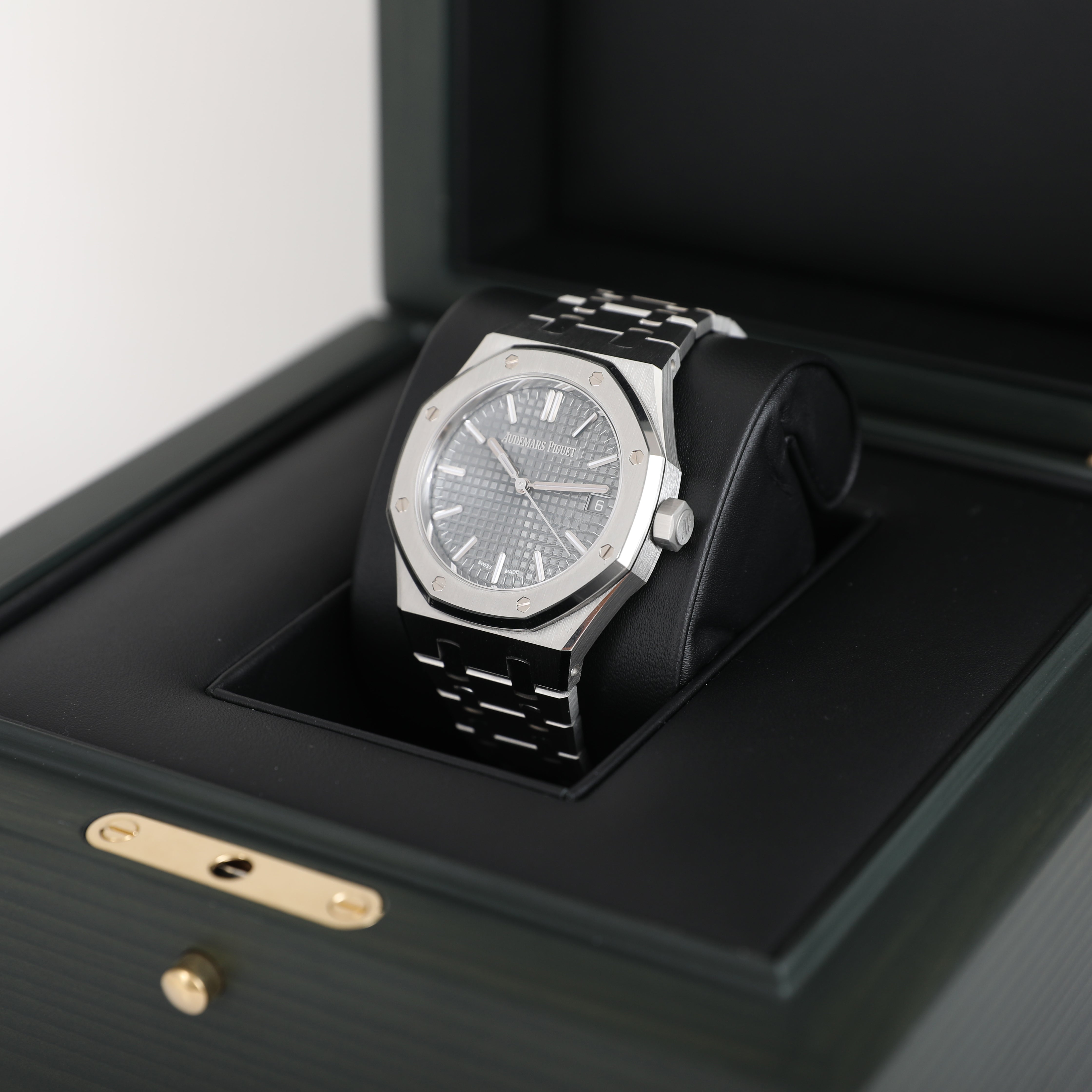 2023 Audemars Piguet 15550ST Royal Oak 37mm with Box & Papers