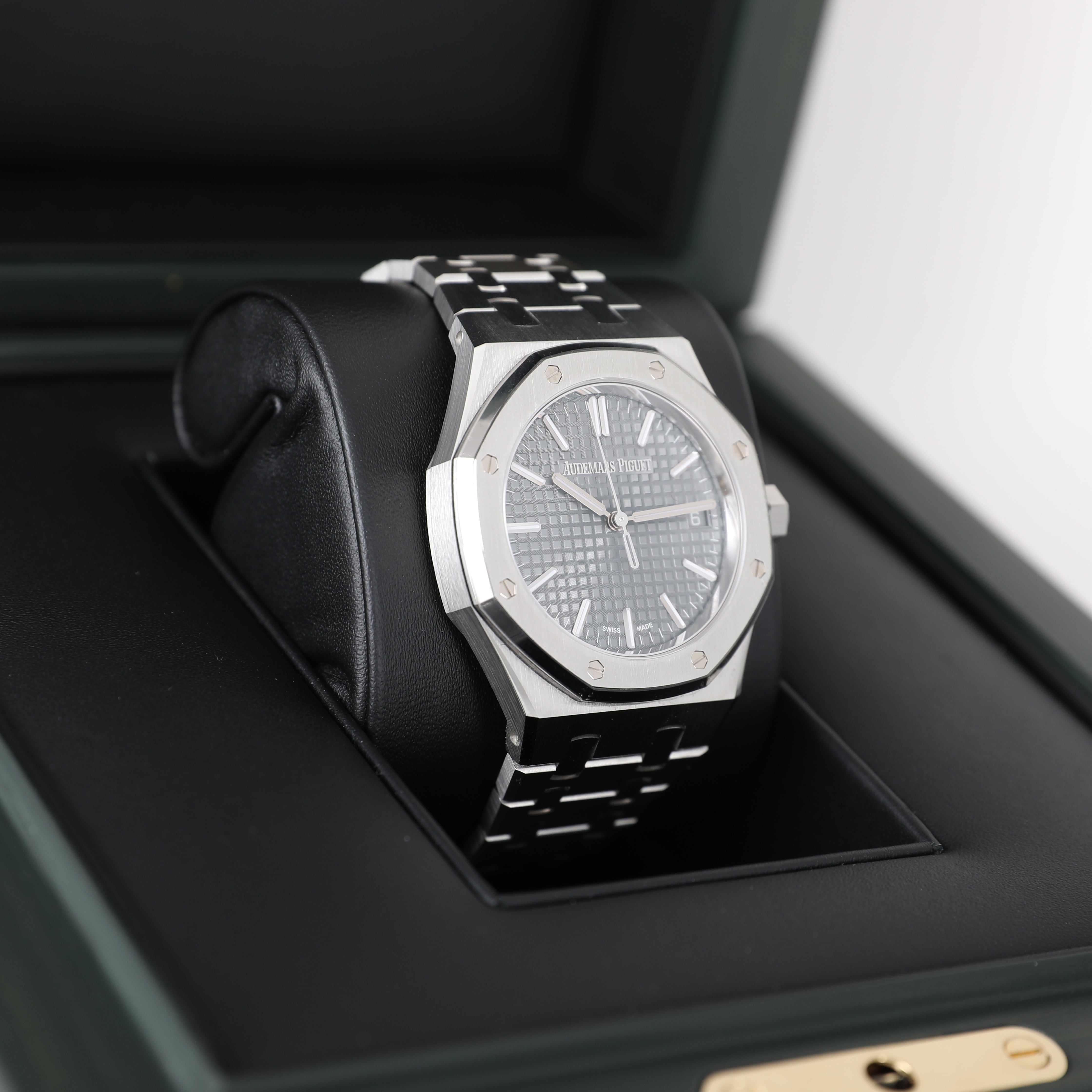 2023 Audemars Piguet 15550ST Royal Oak 37mm with Box & Papers