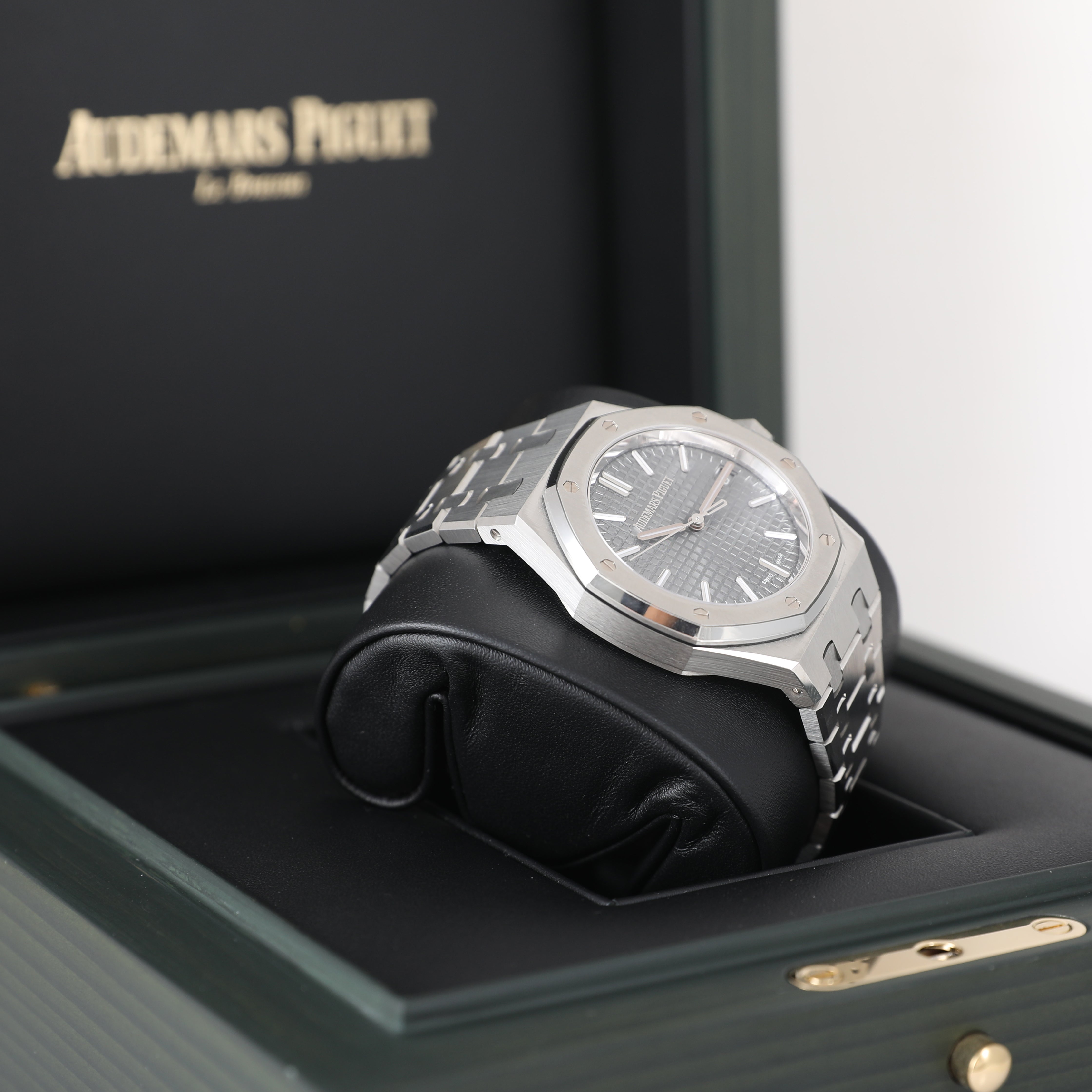 2023 Audemars Piguet 15550ST Royal Oak 37mm with Box & Papers