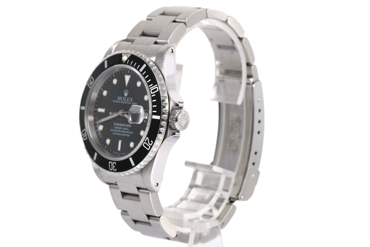 1993 Rolex Submariner Date 40mm - 16610