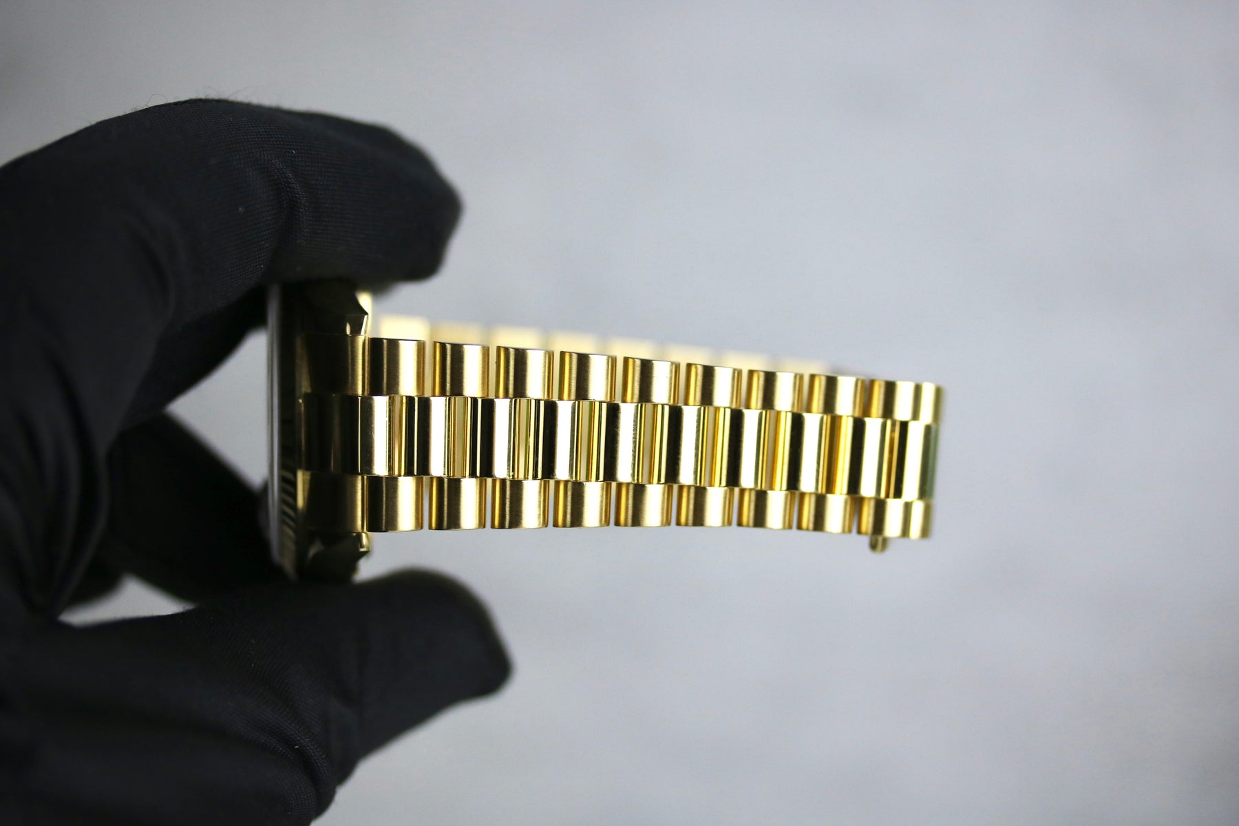 2018 ROLEX 118238 Daydate 36mm Factory Diamond & Ruby Dial with Box & Papers