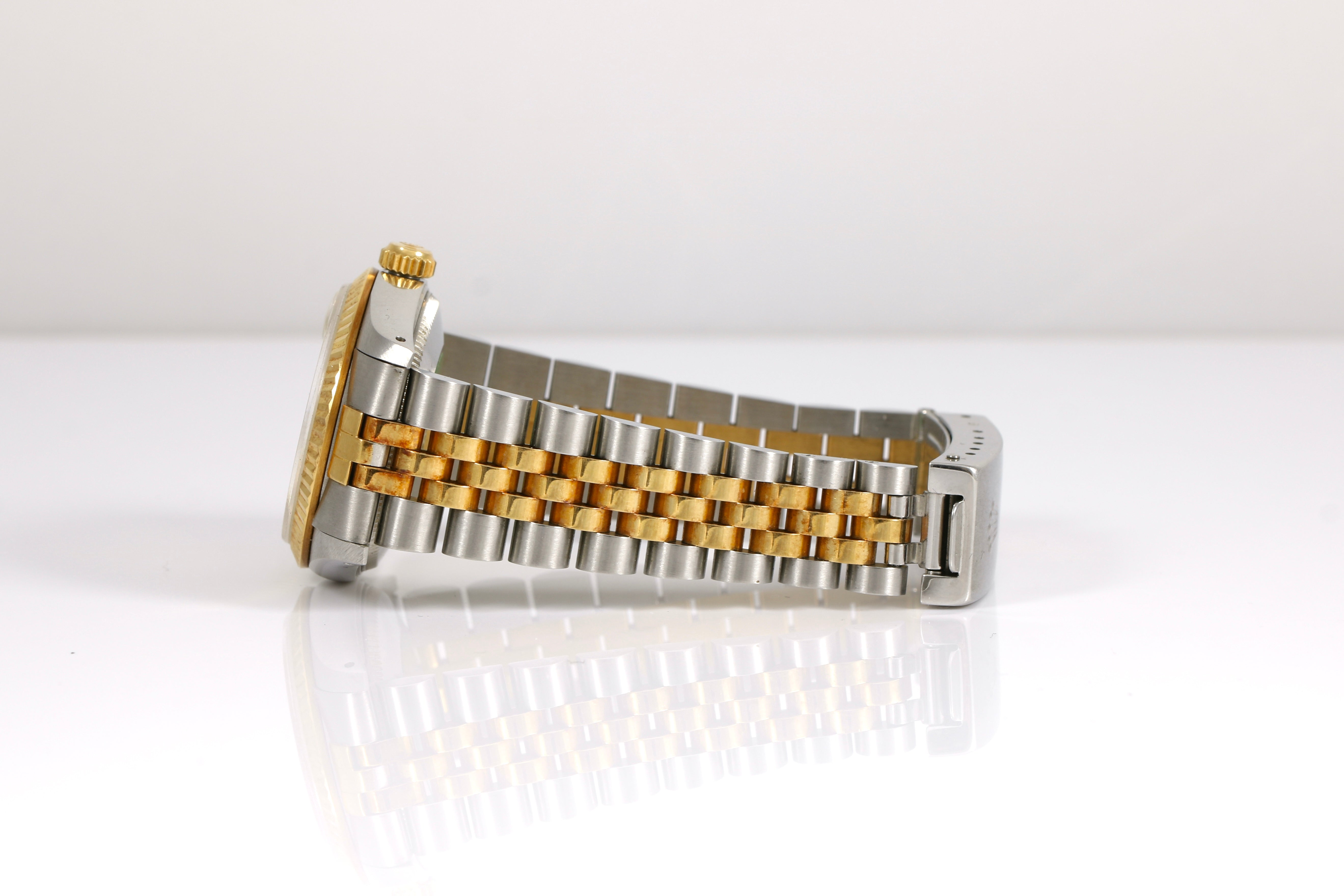 1987 Rolex Datejust 31mm - 68273 (Champagne)