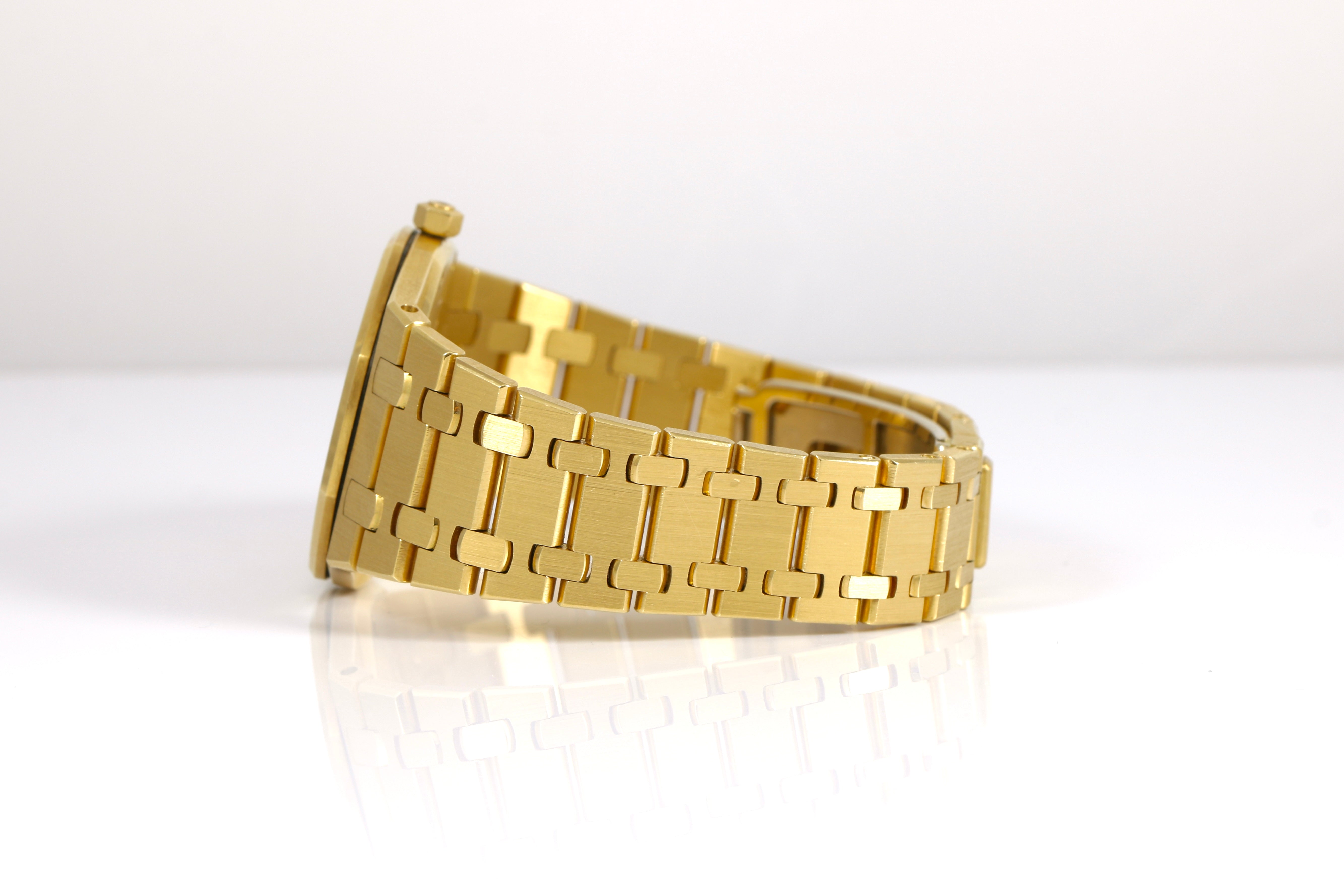 1990s Audemars Piguet Royal Oak 33mm - 56175BA (Quartz)