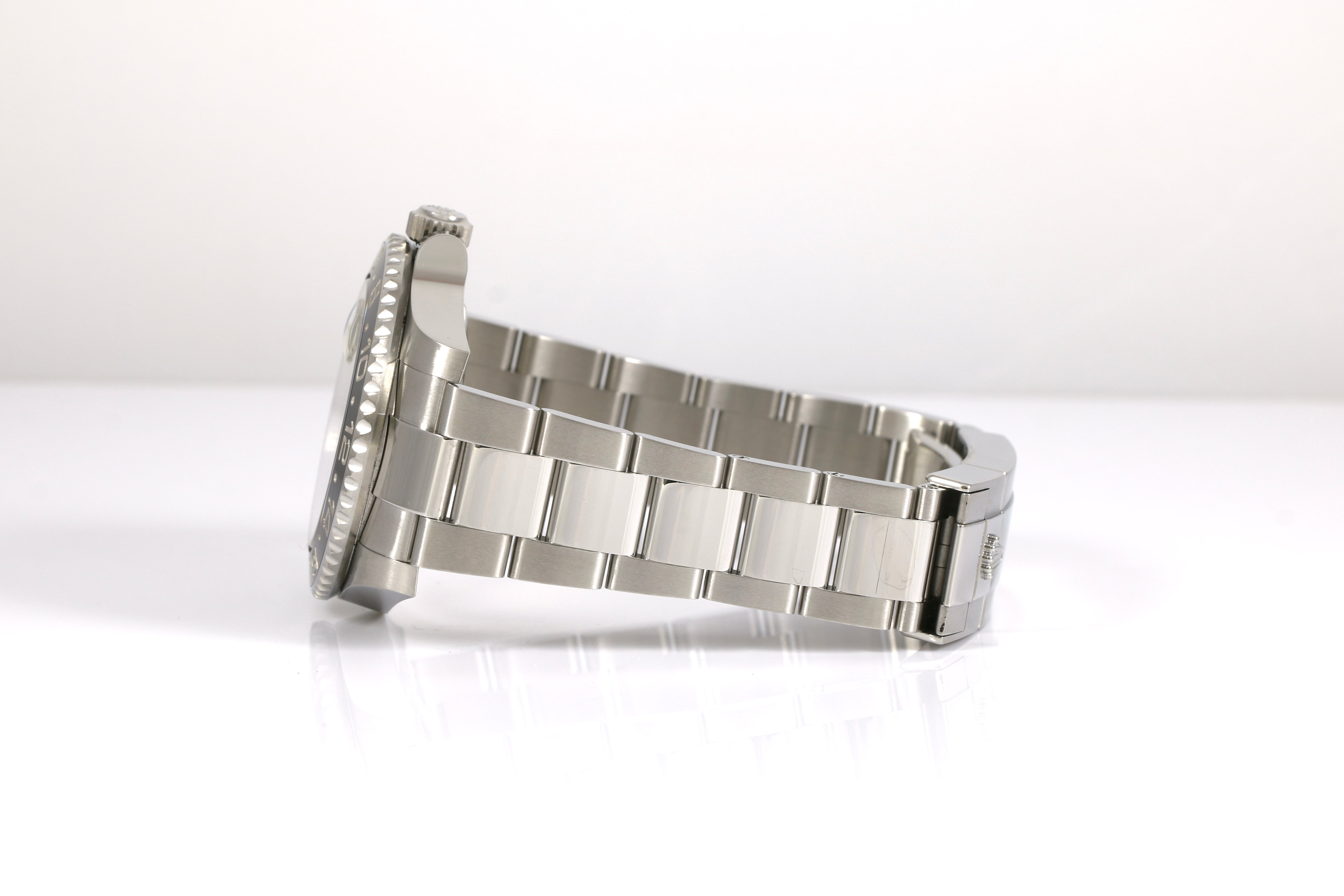 2017 Rolex GMT MASTER II - 116710LN (Green Arrow)