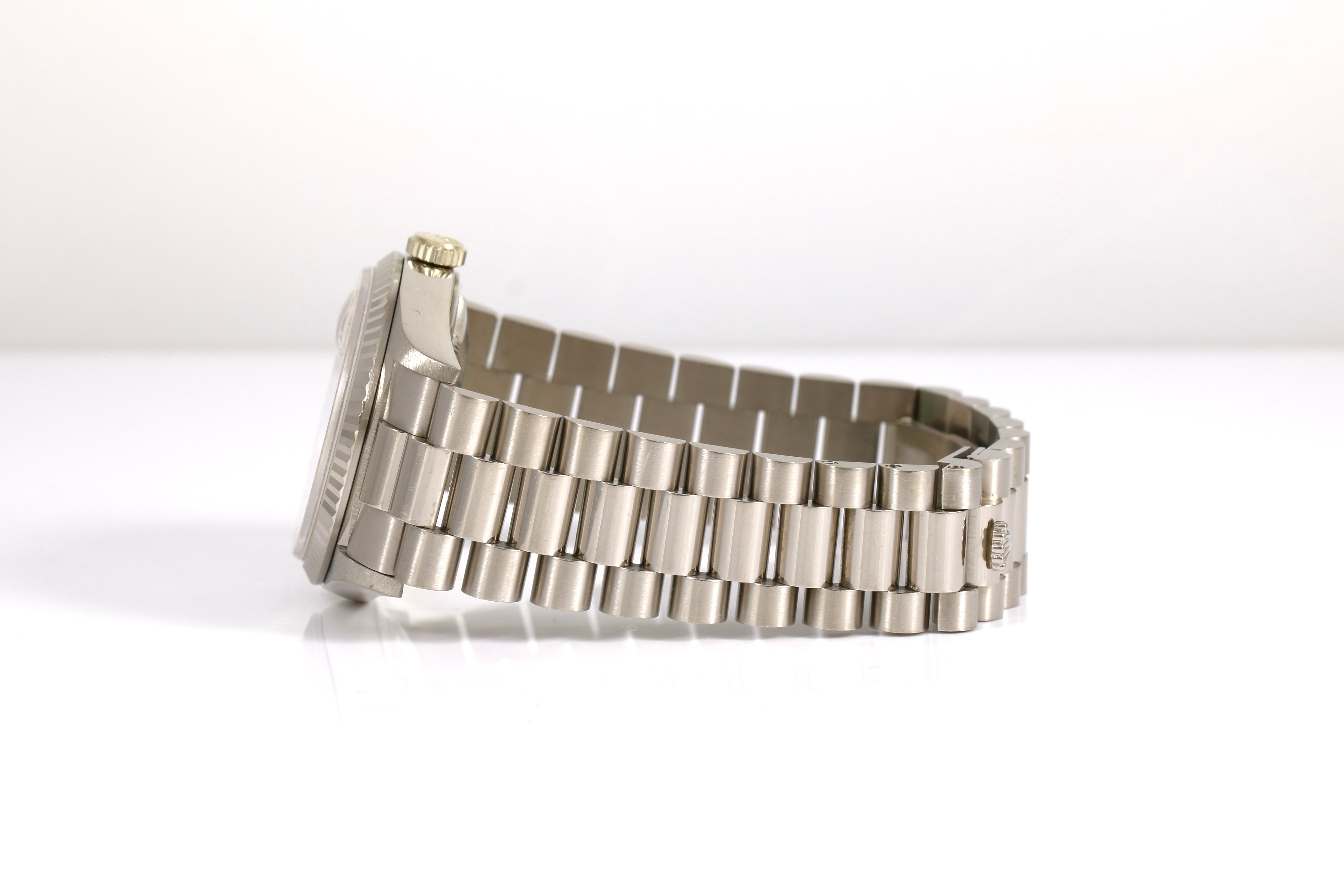 UNPOLISHED 1995 Rolex Daydate 36mm - 18239 (Silver)