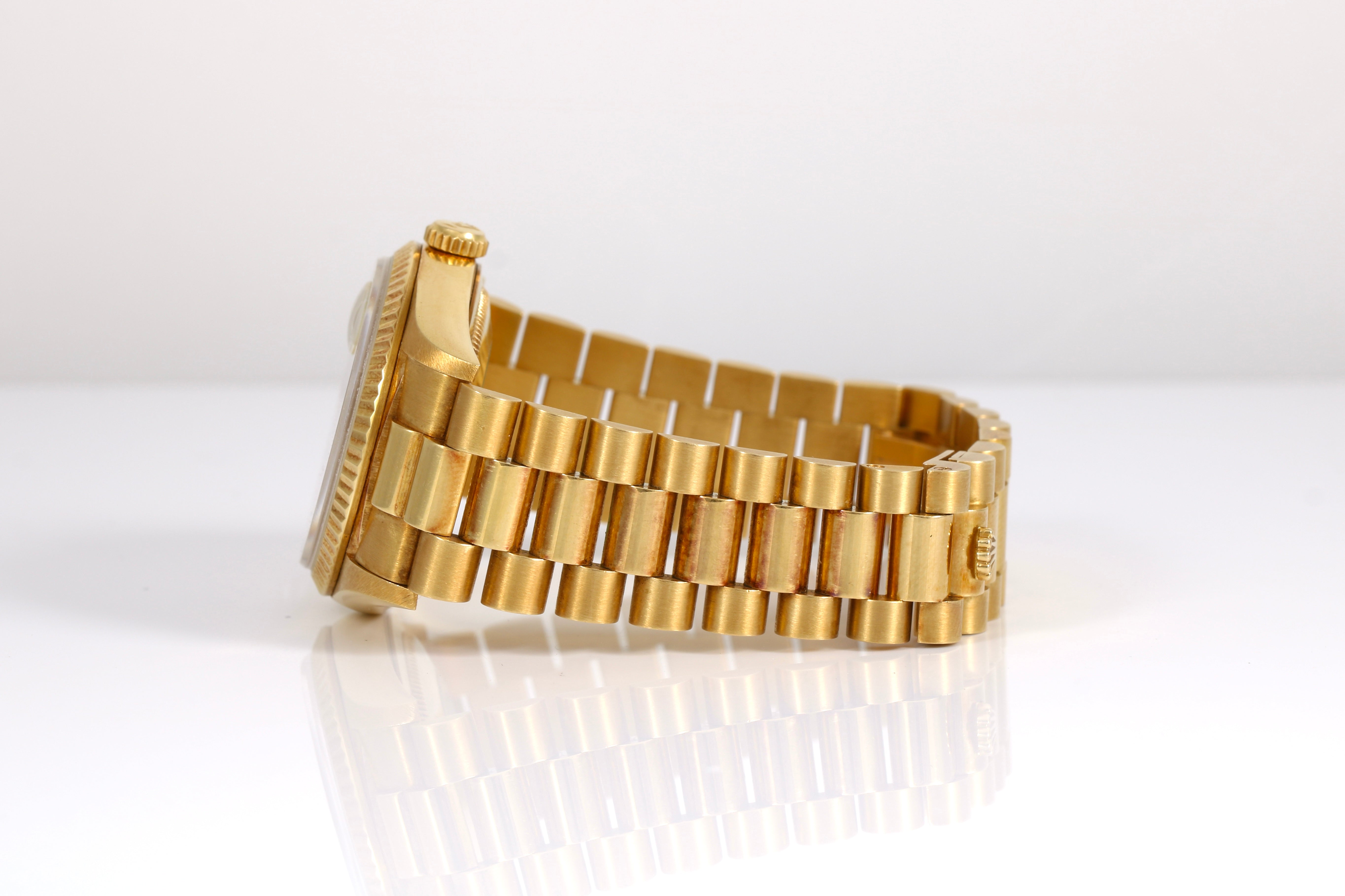 1993 Rolex Daydate 36mm - 18238 (Fossil Dial)