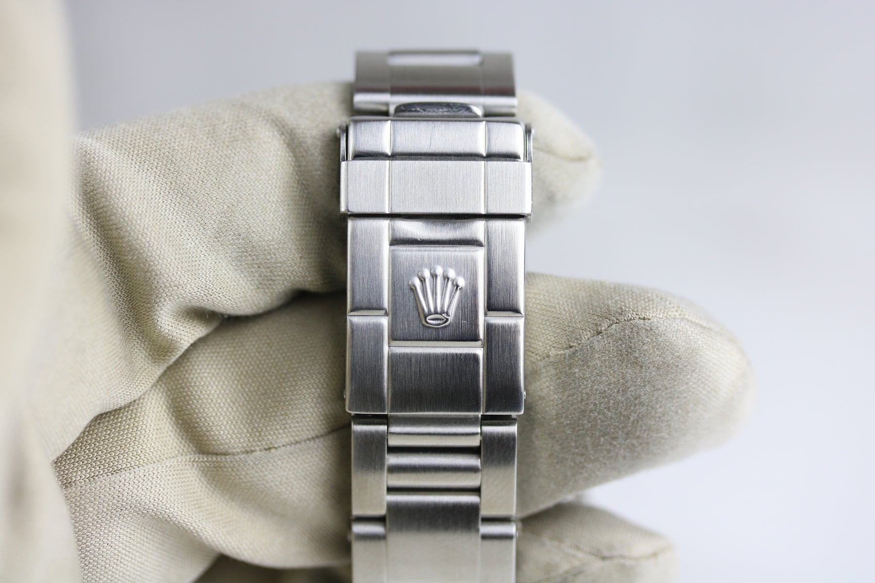 2000 ROLEX 16570 Explorer II Polar SEL with Papers