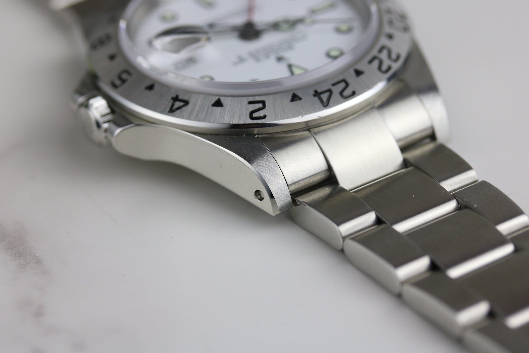 2000 ROLEX 16570 Explorer II Polar SEL with Papers