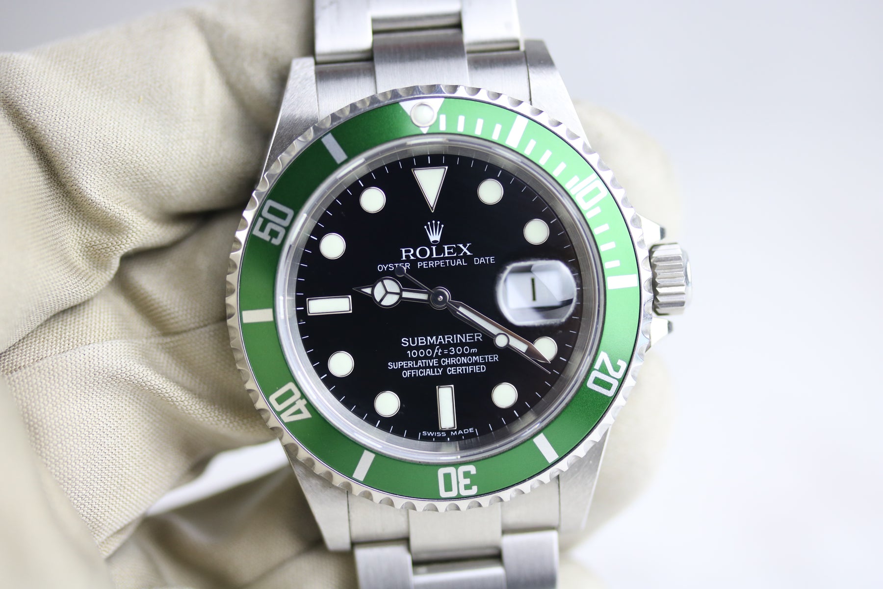2005 ROLEX 16610LV Submariner "Kermit" with Box & Papers