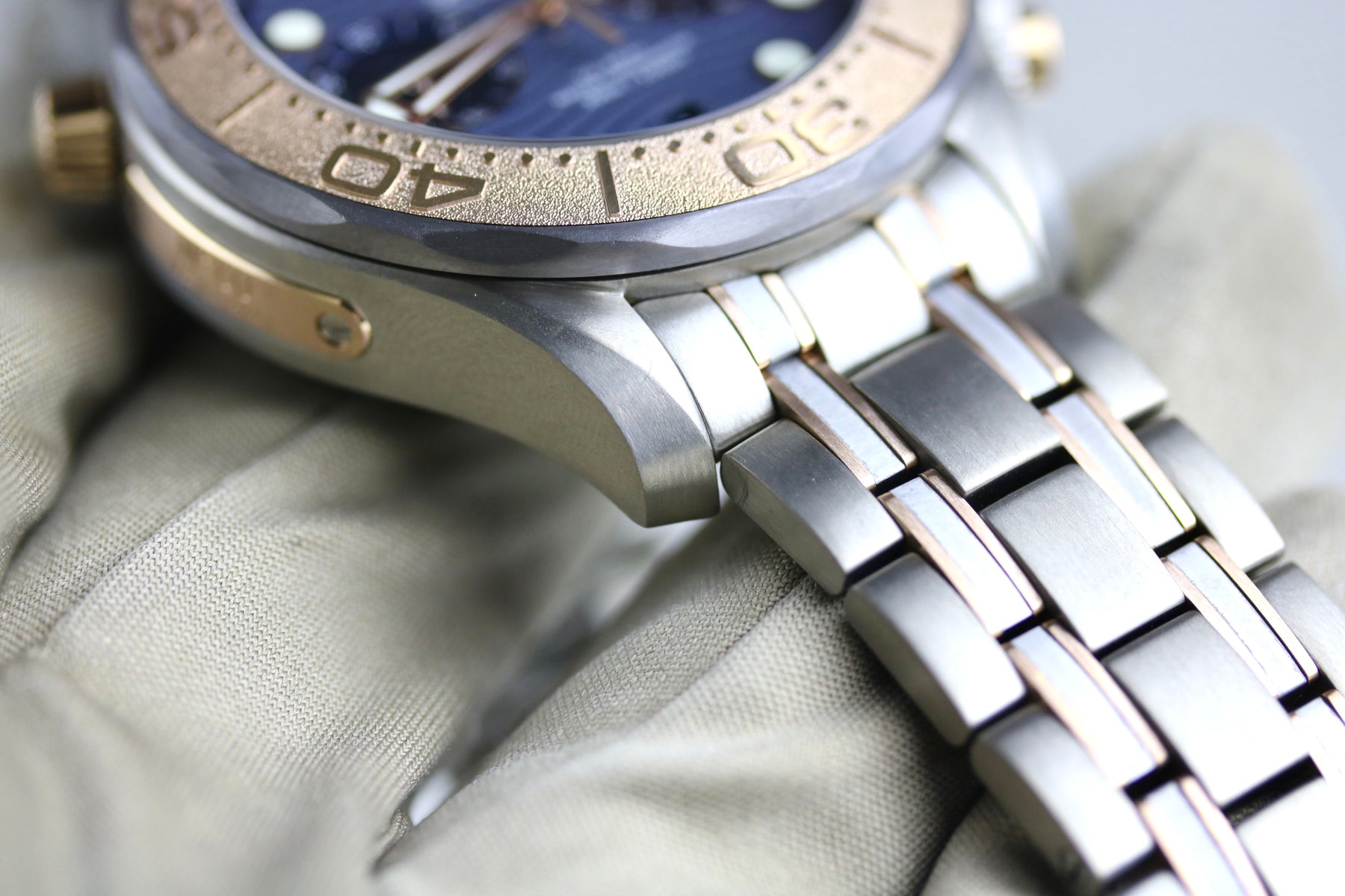 2021 OMEGA 210.60.44.51.03.001 Seamaster Diver 300M with Box & Papers