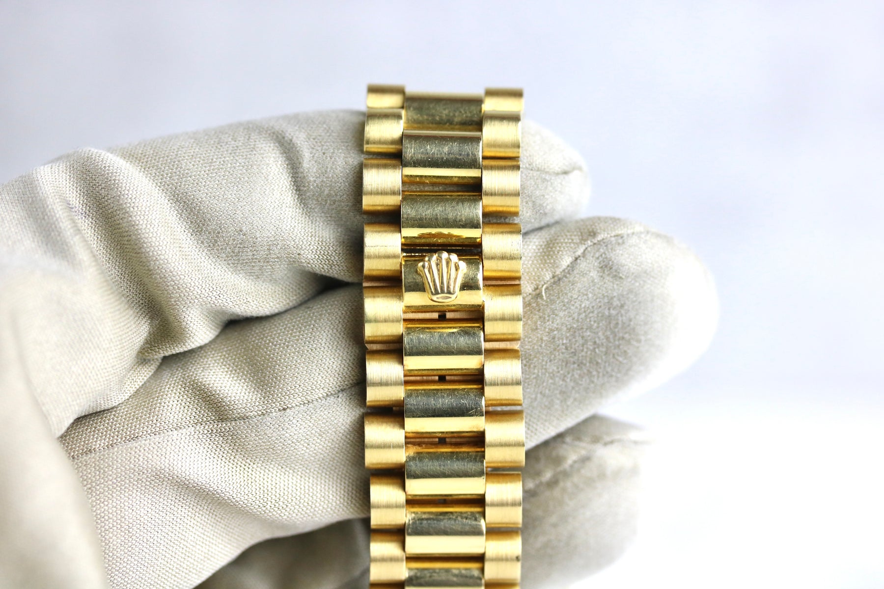 1990 ROLEX 18238 Daydate 36mm Factory Diamond Dial Tight Bracelet