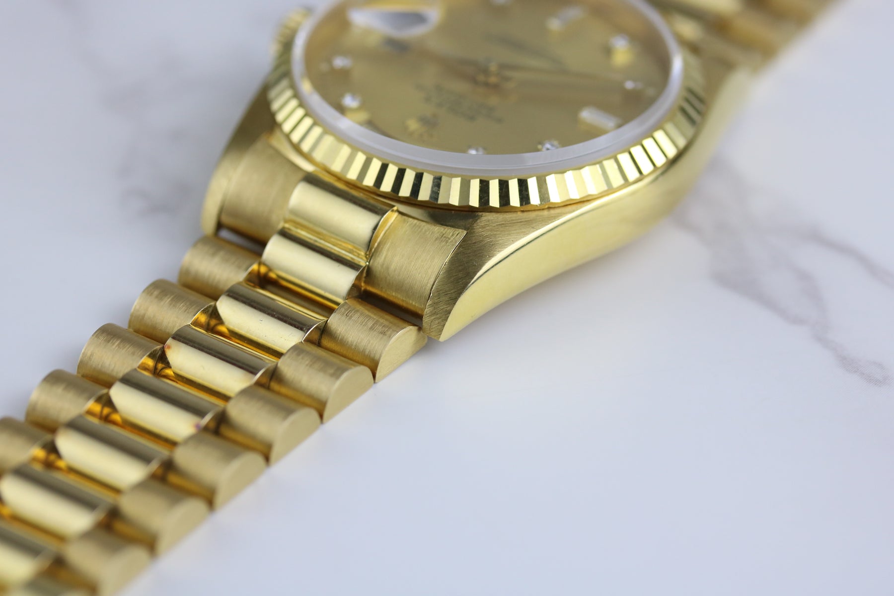 1990 ROLEX 18238 Daydate 36mm Factory Diamond Dial Tight Bracelet