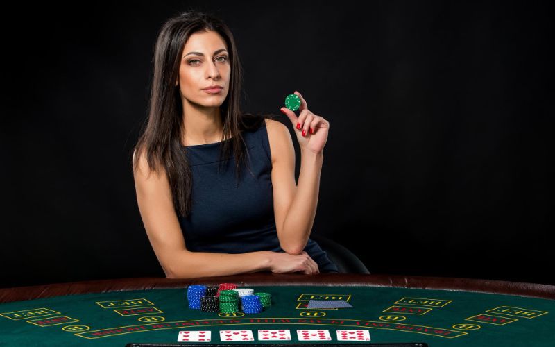 5 Best Poker Player Luxury Watches for Casino Night Outfits