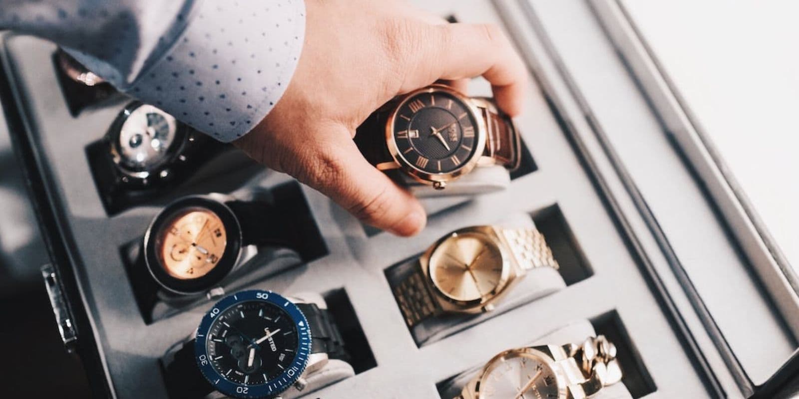 How to Sell Luxury Watches: Pre-Owned & New
