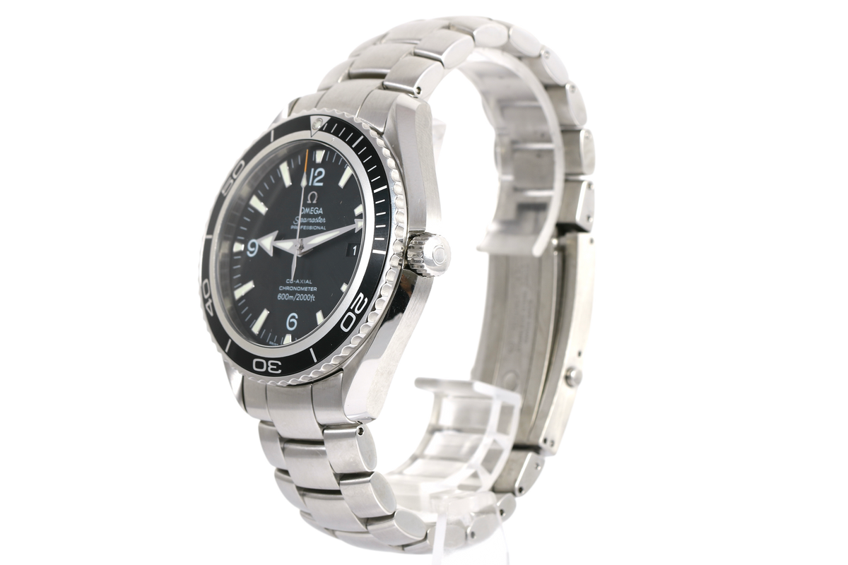 2013 OMEGA Seamaster Planet Ocean 45mm - 2200.50.00 (Black)