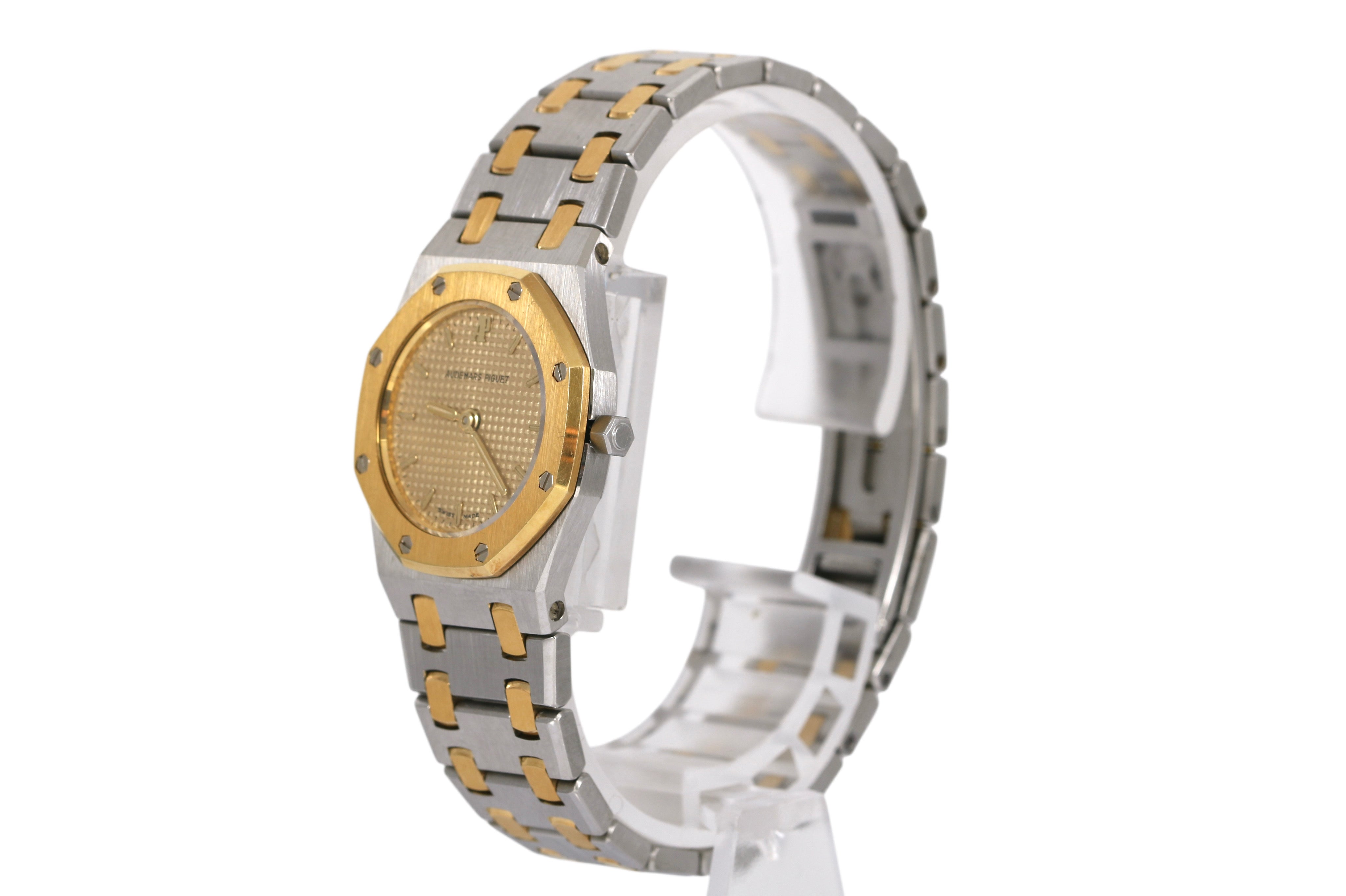 1990s Audemars Piguet Royal Oak 26mm - 66339SA