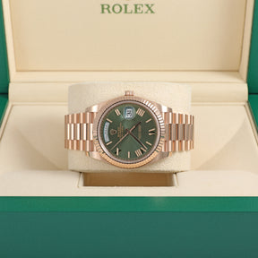 2024 ROLEX 228235 Daydate 40mm Olive Dial with Box & Papers