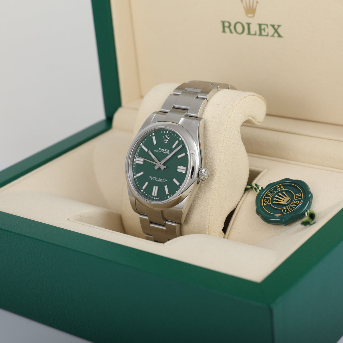 2023 ROLEX 124300 Oyster Perpetual 41mm Green Dial with Box & Papers
