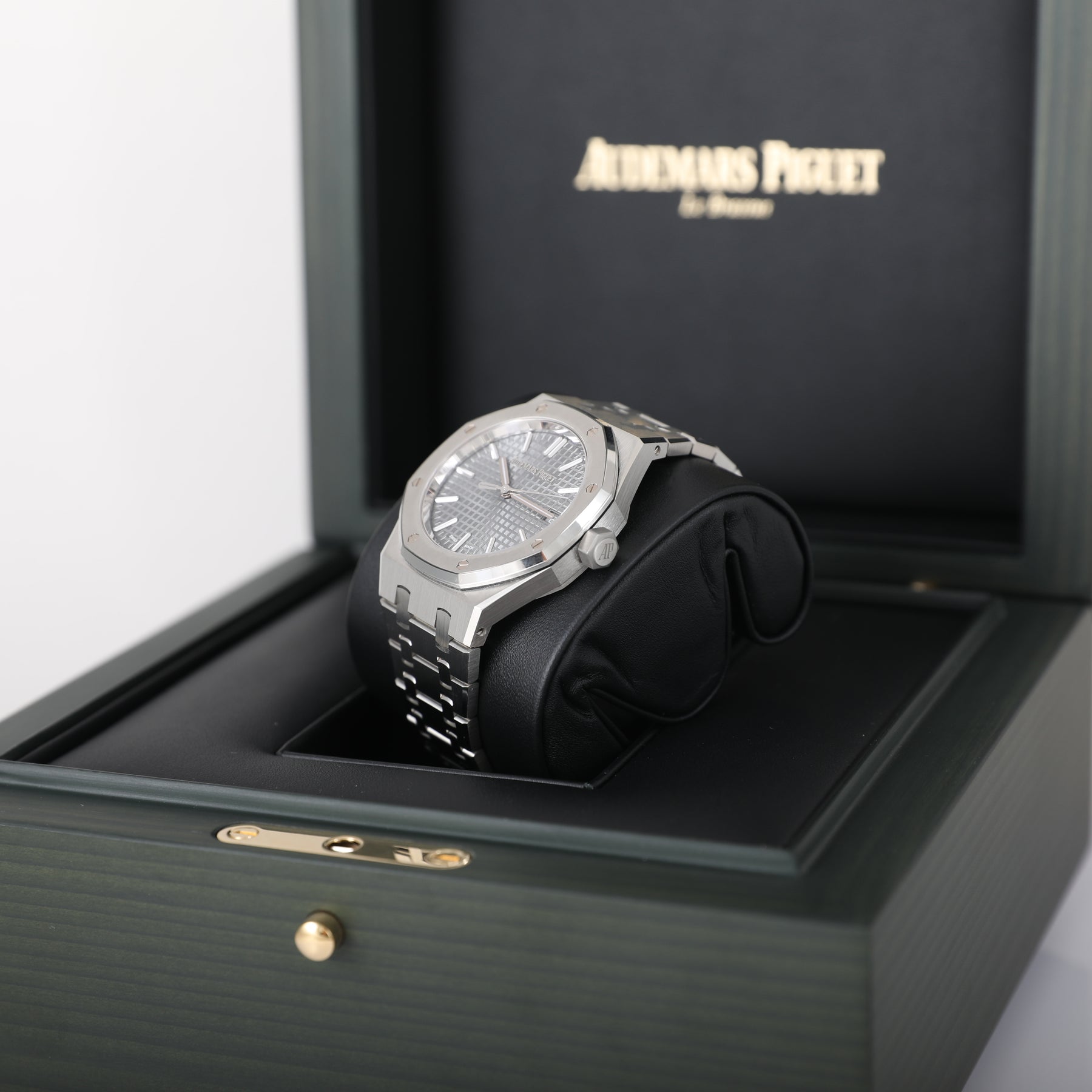 2023 Audemars Piguet 15550ST Royal Oak 37mm with Box & Papers