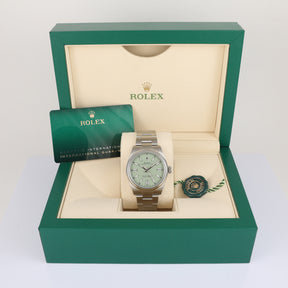UNWORN 2025 ROLEX 134300 Oyster Perpetual 41mm Pistachio Dial with Box & Papers