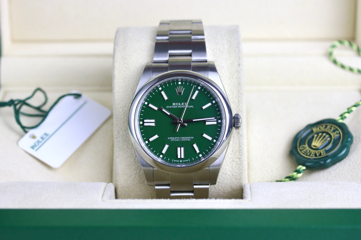 2024 ROLEX 124300 Oyster Perpetual 41mm Green Dial with Box & Papers