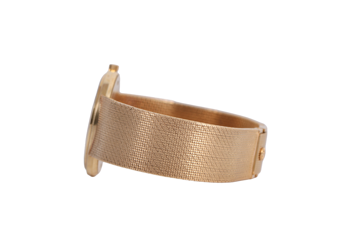 1960s Patek Philippe x Raymond C. Yard Calatrava 32mm - 3520 (Champagne)