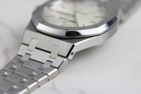 2018 Audemars Piguet Royal Oak 41mm White Dial with Box & Papers