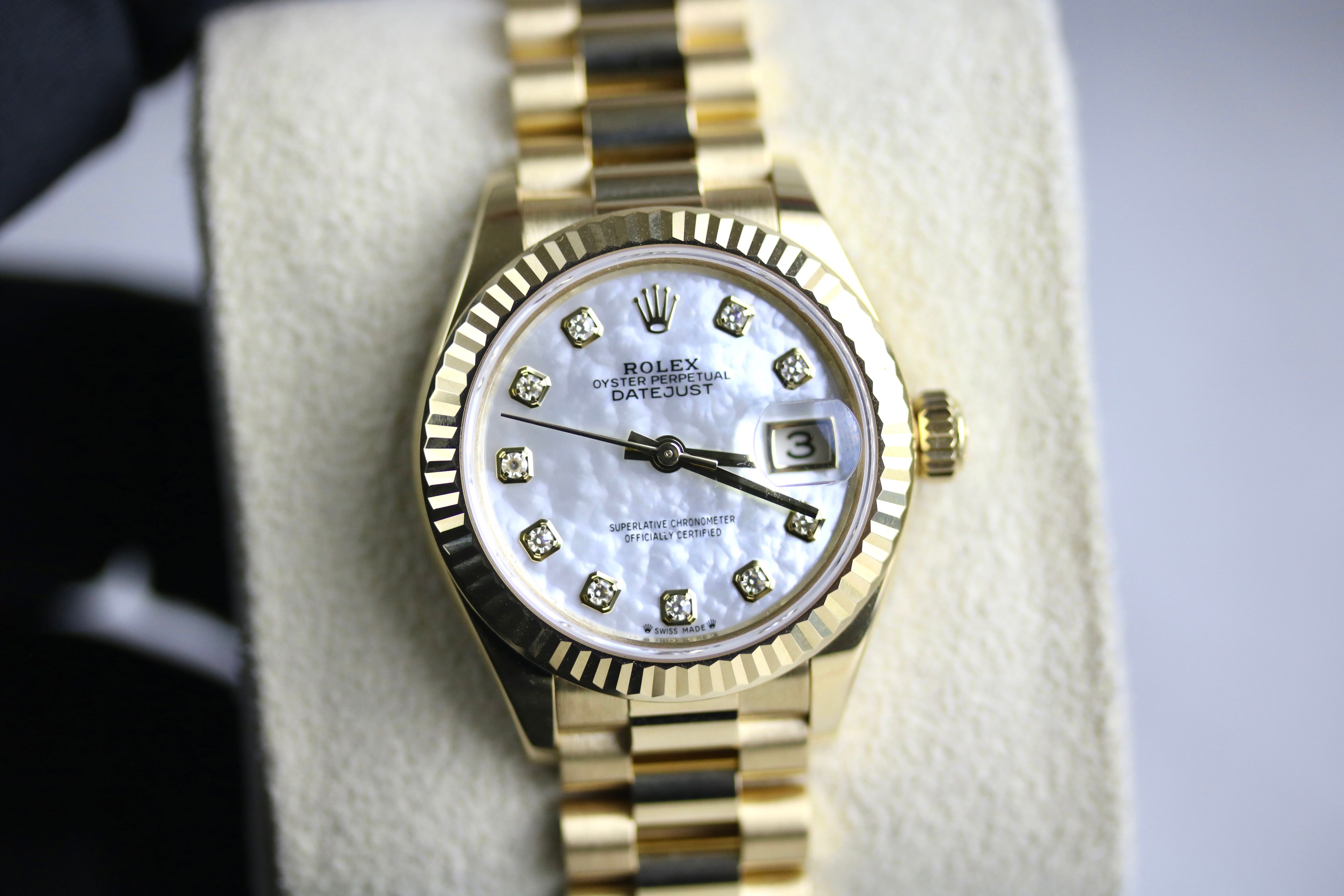2024 ROLEX 279178 Datejust 28mm Factory MOP Diamond Dial with Box & Papers