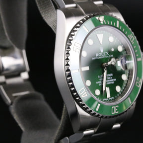 2009 Rolex 116610LV Green Submariner "Hulk" with Box