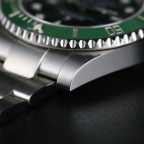 Unpolished 2015 Rolex 116610LV Green Submariner "HULK" with Box & Papers