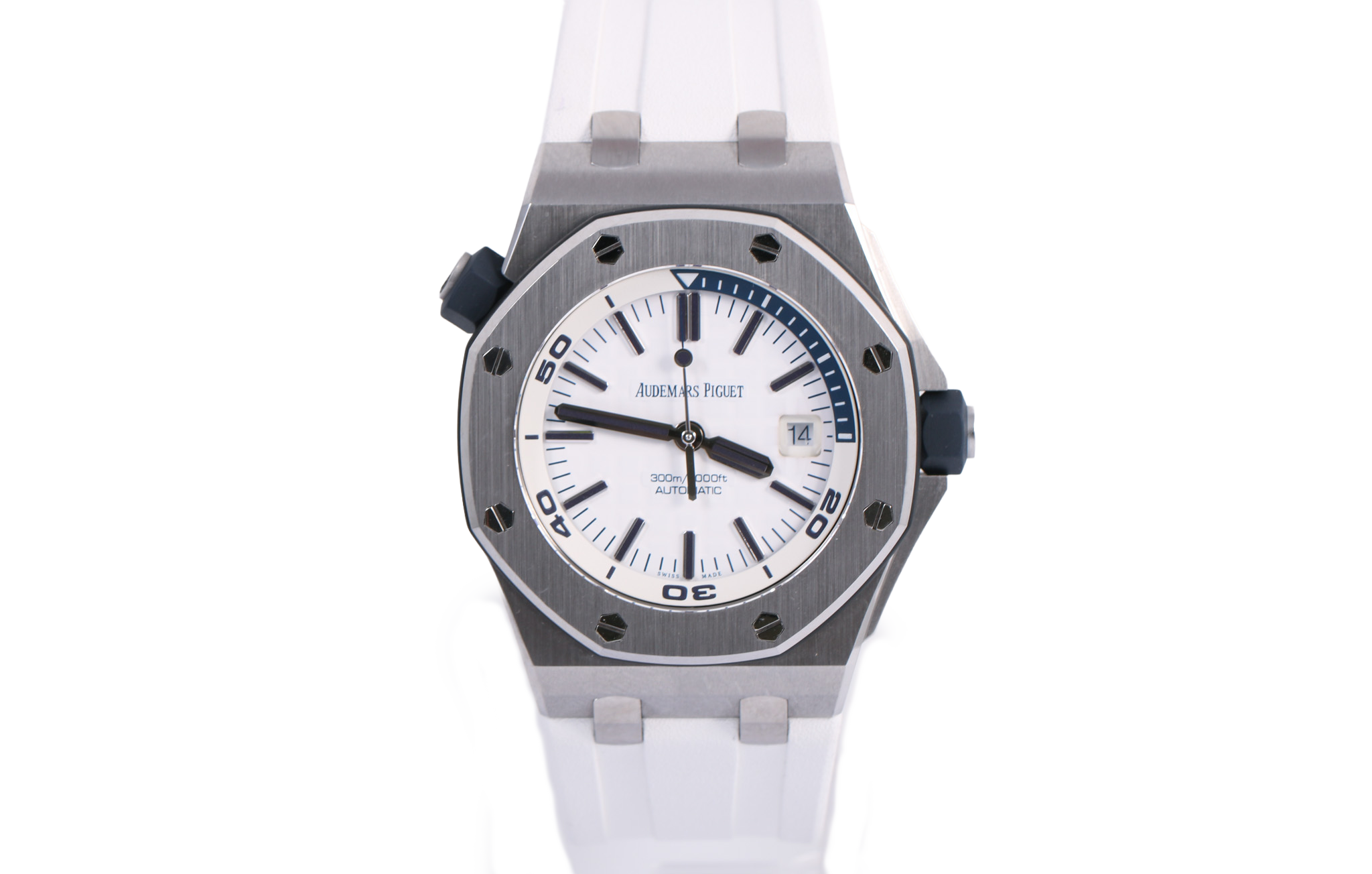 2019 Audemars Piguet Royal Oak Offshore Diver 42mm - 15710ST.OO.A010CA.01 (White)