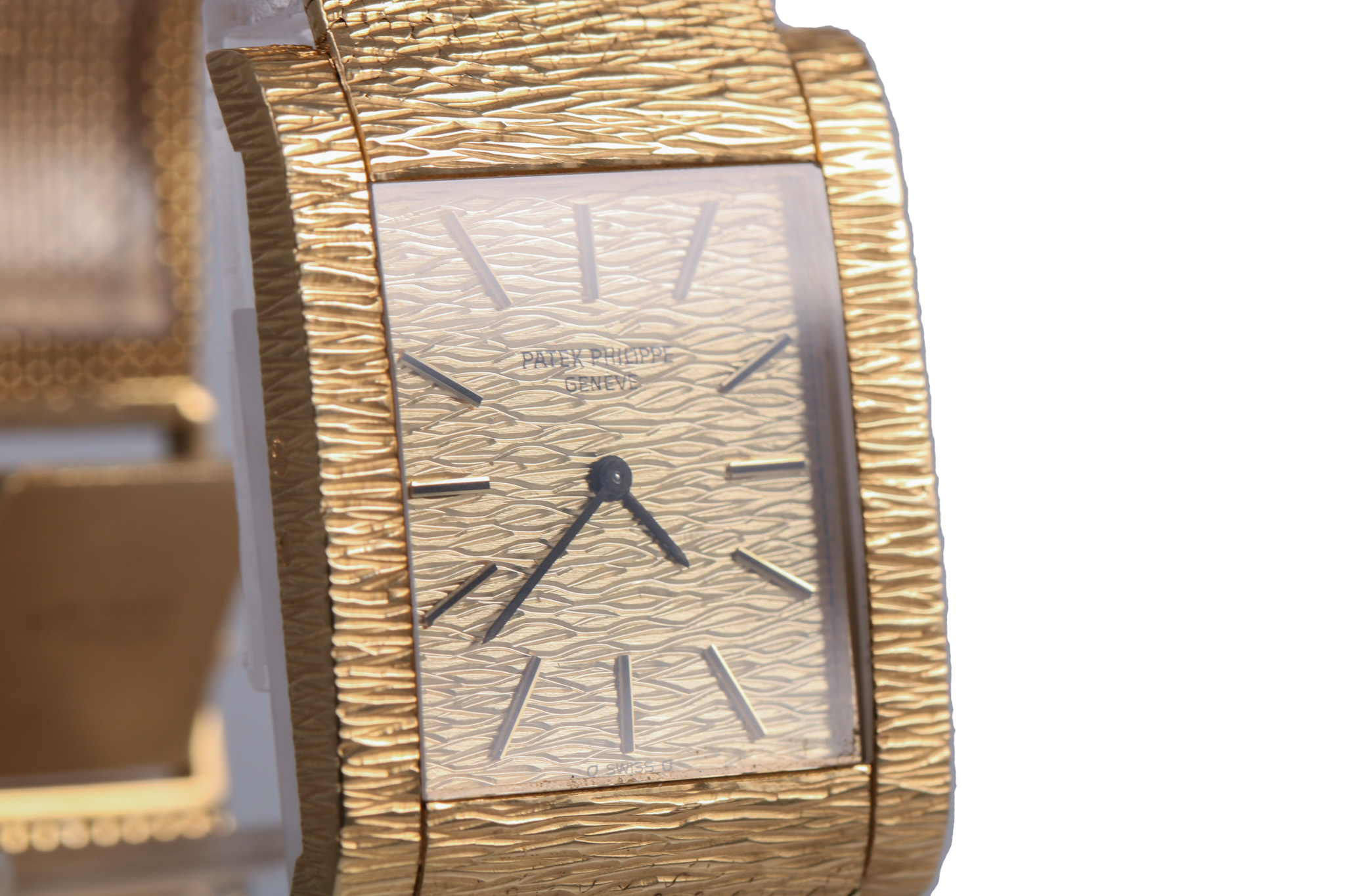 1970s Patek Philippe Gondolo 26mm x 33mm - 3553/1 (Champagne)