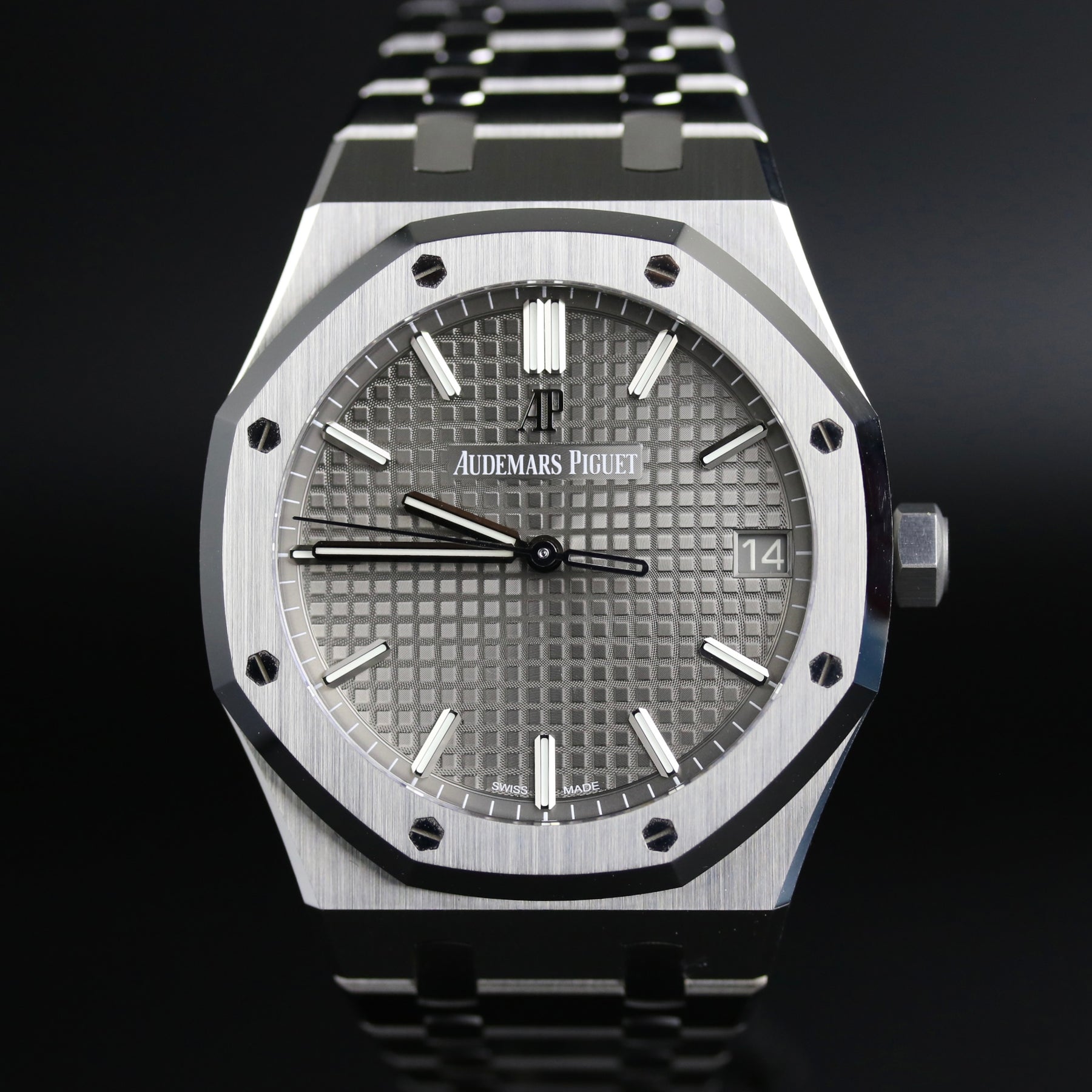 2021 Audemars Piguet 15500ST Royal Oak 41mm Grey Dial with Box & Papers