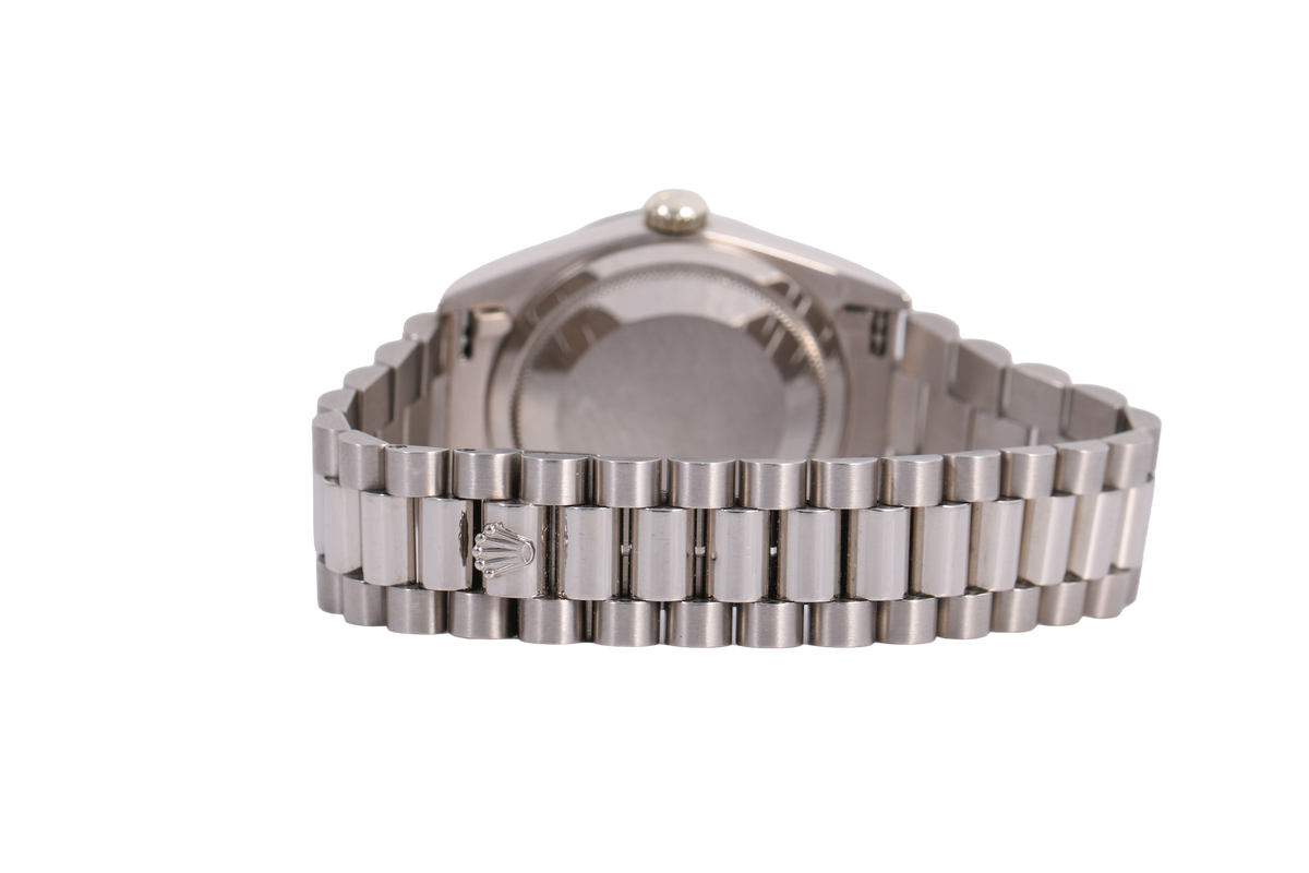 1989 Rolex Day-Date 36mm - 18239 (Silver)