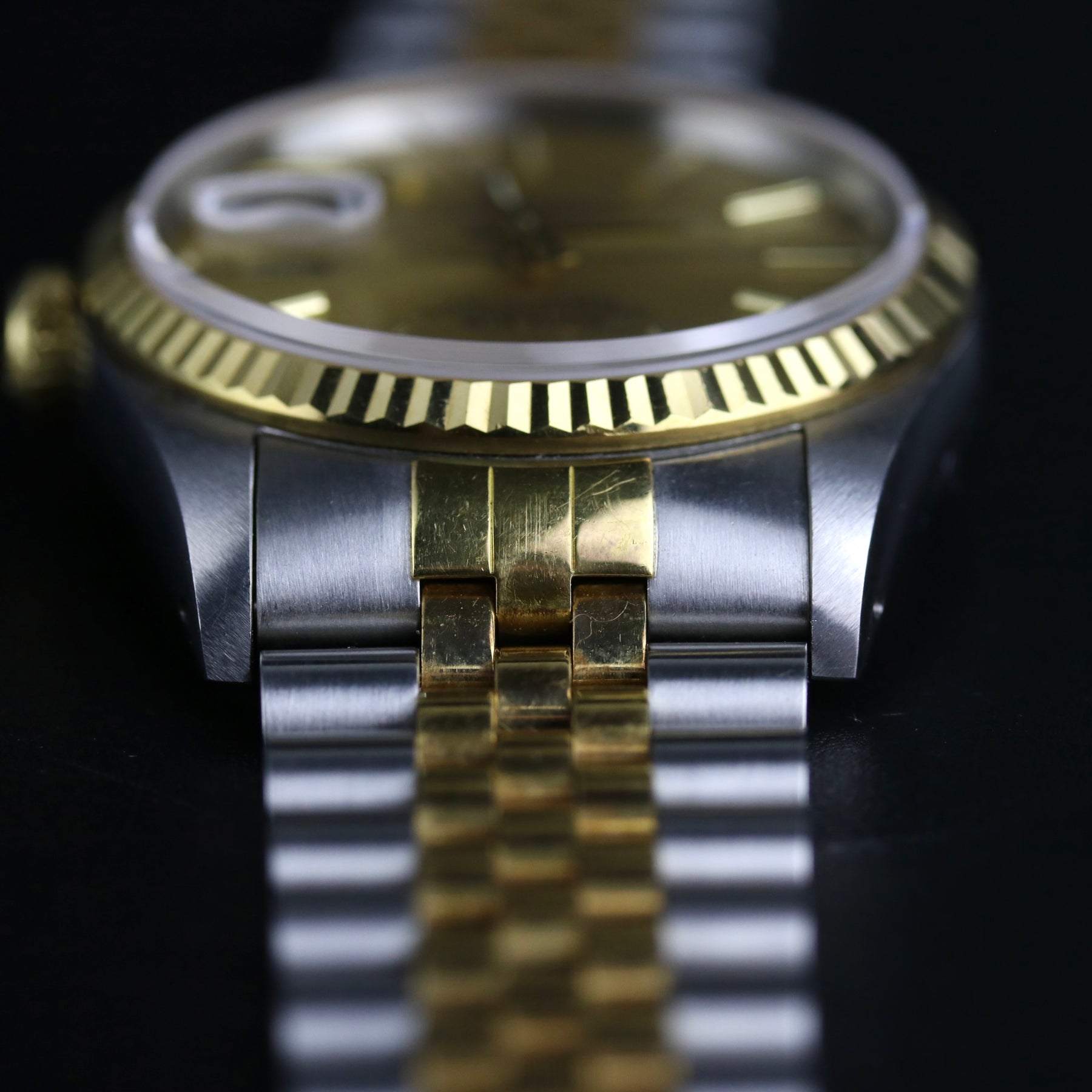 1987 Rolex 16233 Datejust 36mm Holes Case Champagne Dial