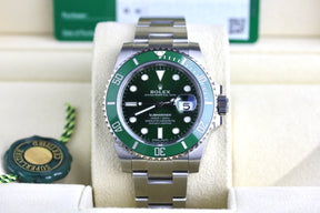 2019 ROLEX 116610LV Submariner 40mm Hulk With Box & Papers