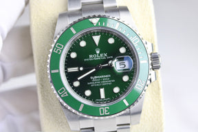 2019 ROLEX 116610LV Submariner 40mm Hulk With Box & Papers