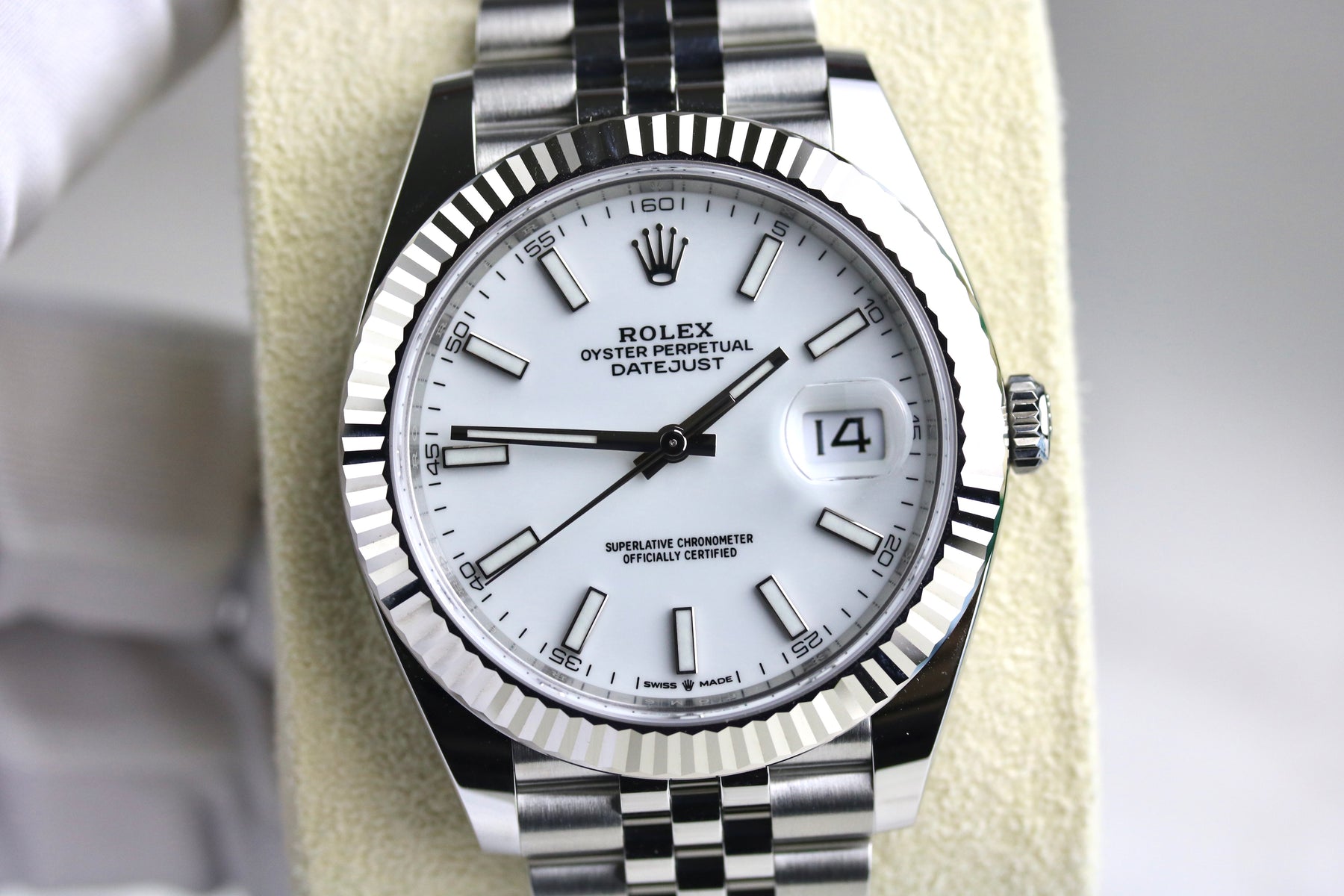 UNWORN 2024 ROLEX 126334 Datejust 41mm White Dial with Box & Papers