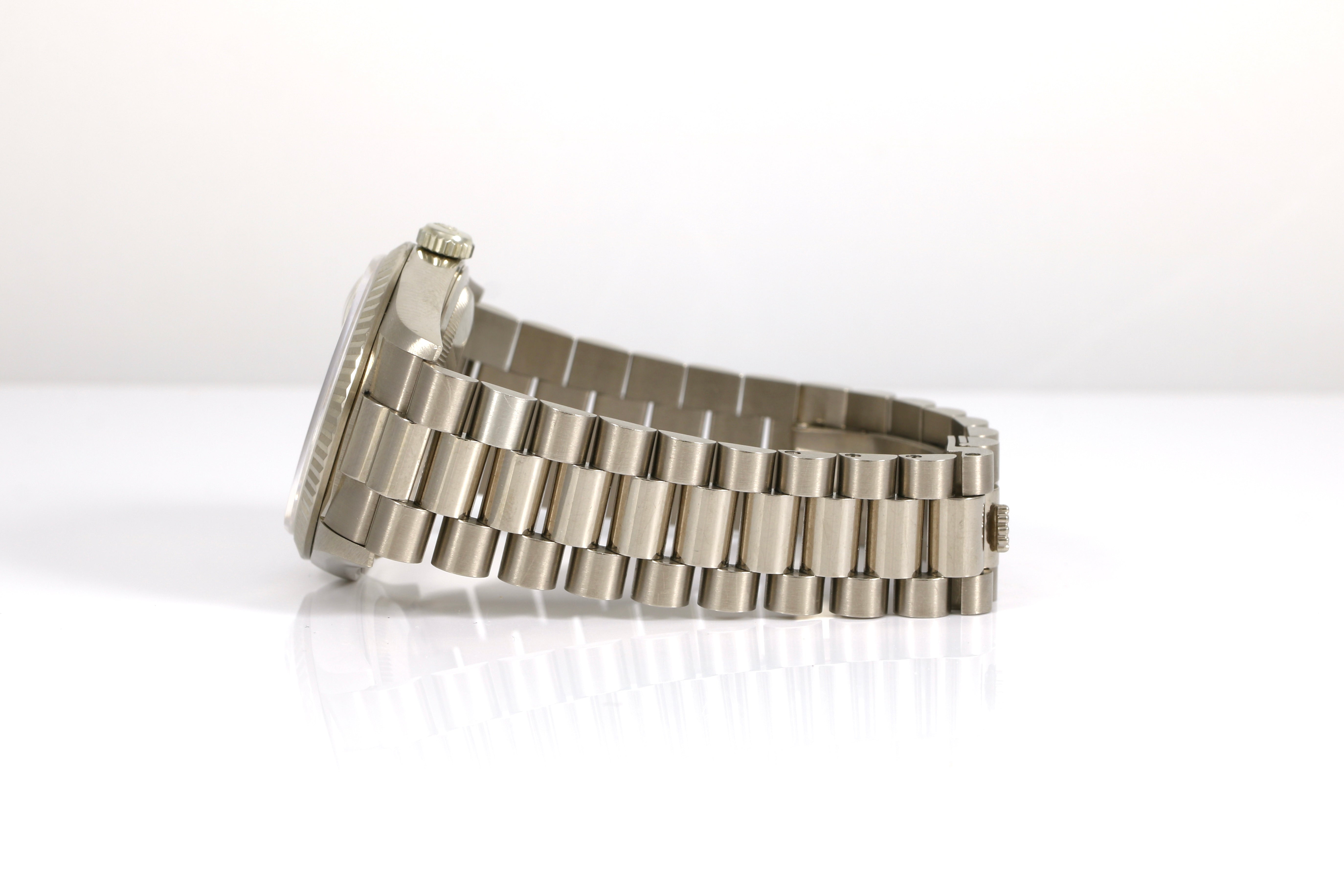 UNPOLISHED 1995 Rolex Day-Date 36mm - 18239 (Silver)