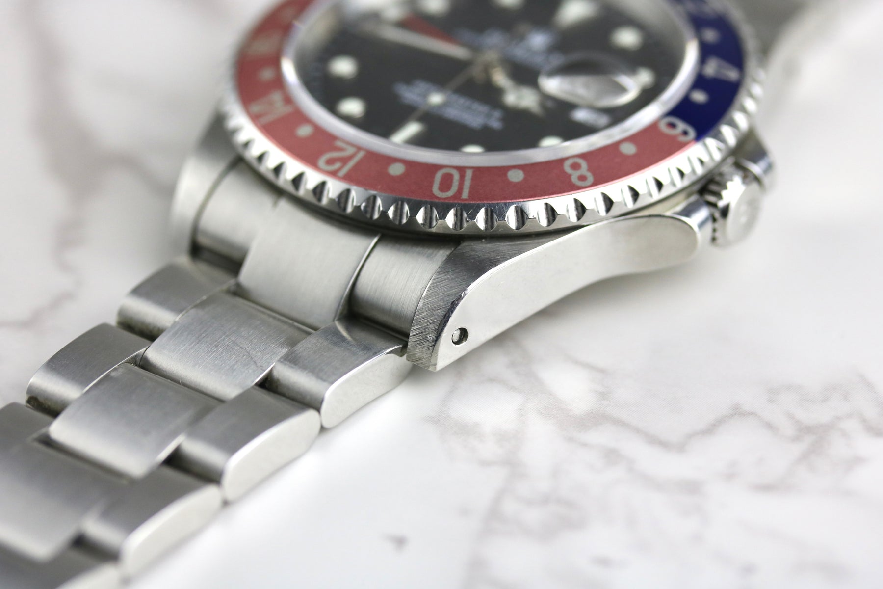 2002 Rolex 16710 GMT-MASTER II Pepsi with Box & Papers