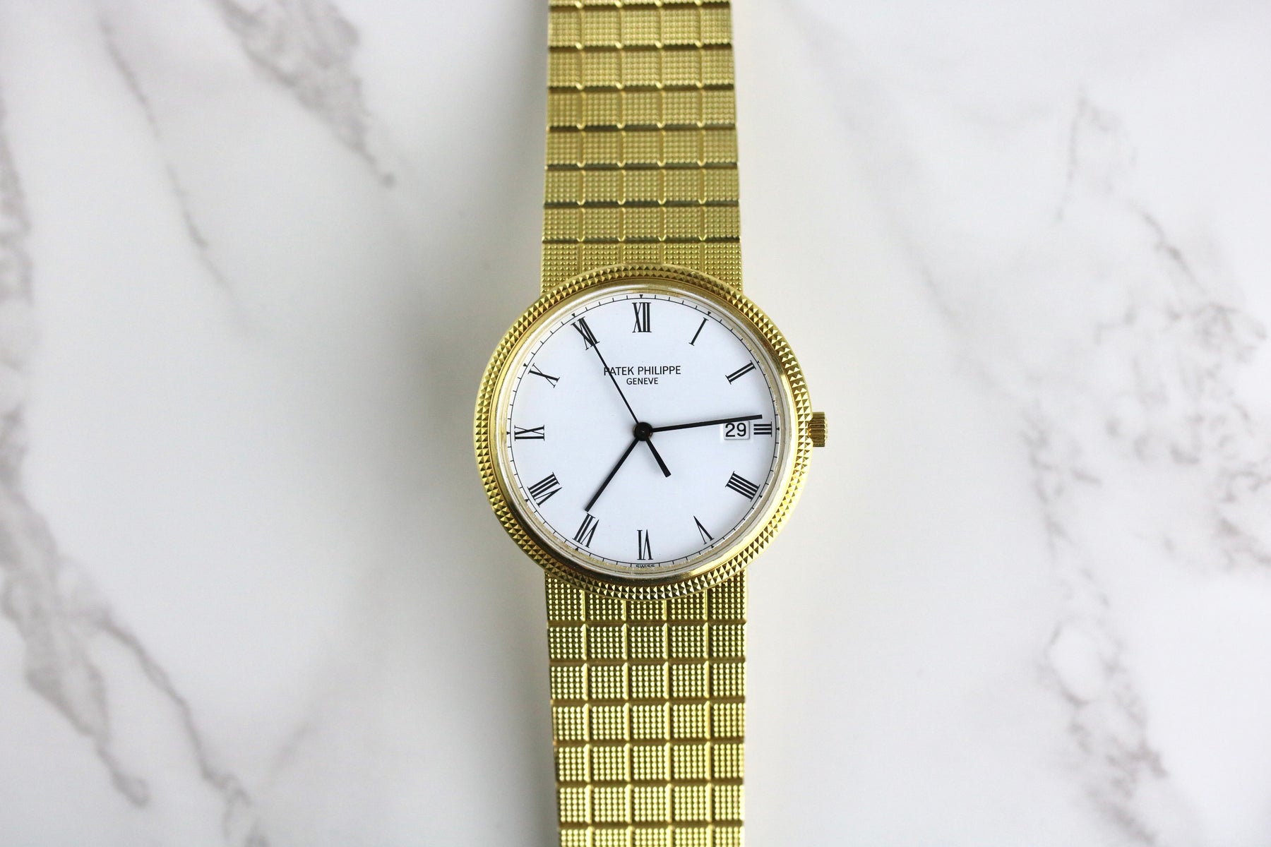 1980s Patek Philippe 3944J Calatrava 18K Yellow Gold 33mm Quartz