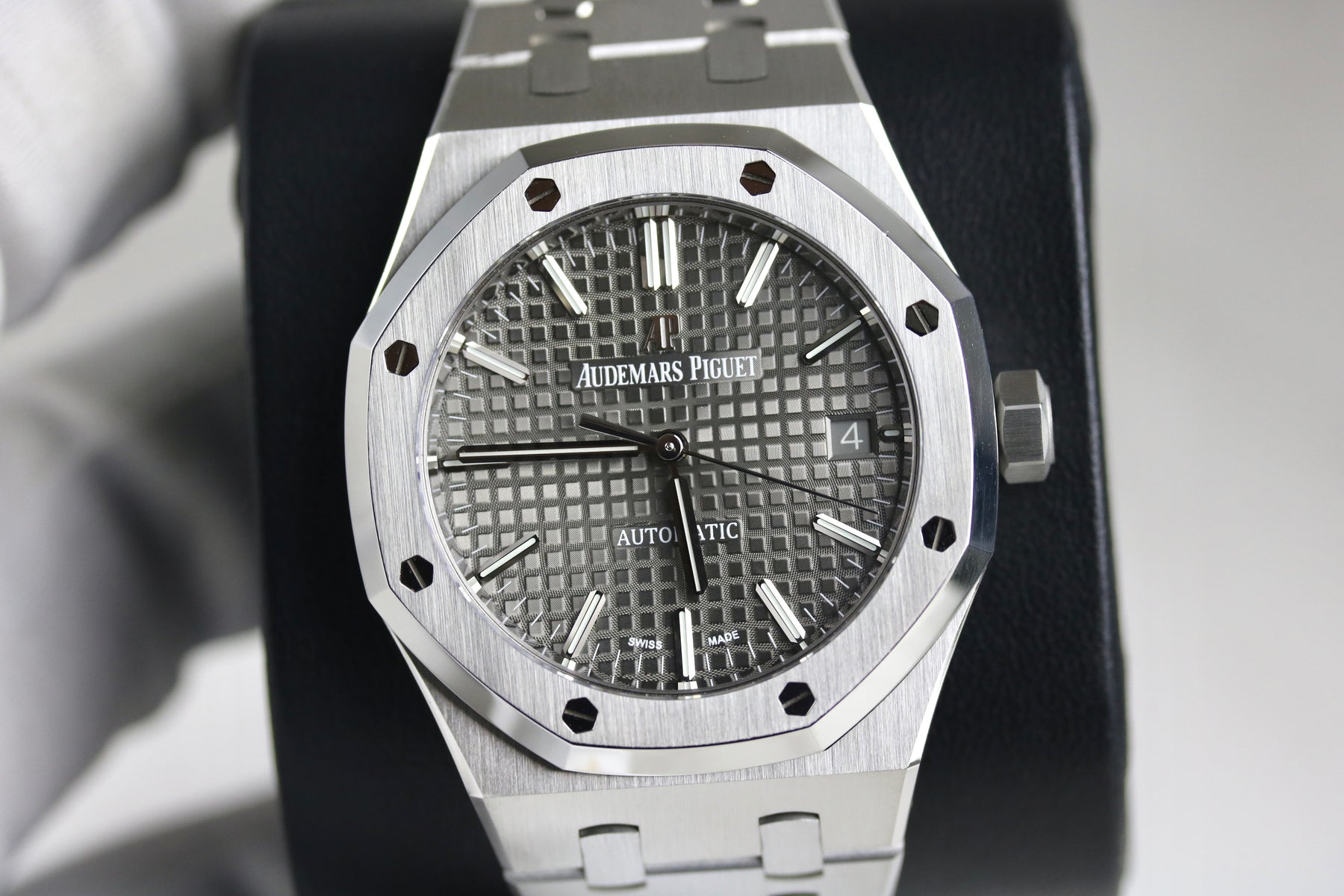 2021 Audemars Piguet 15450ST 37mm Royal Oak Grey Dial with Box & Papers