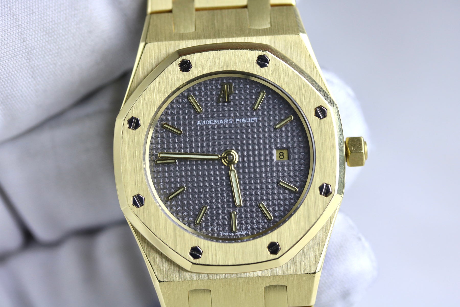 1980s Audemars Piguet 30mm Royal Oak 18K Yellow Gold Quartz Grey Dial with Box