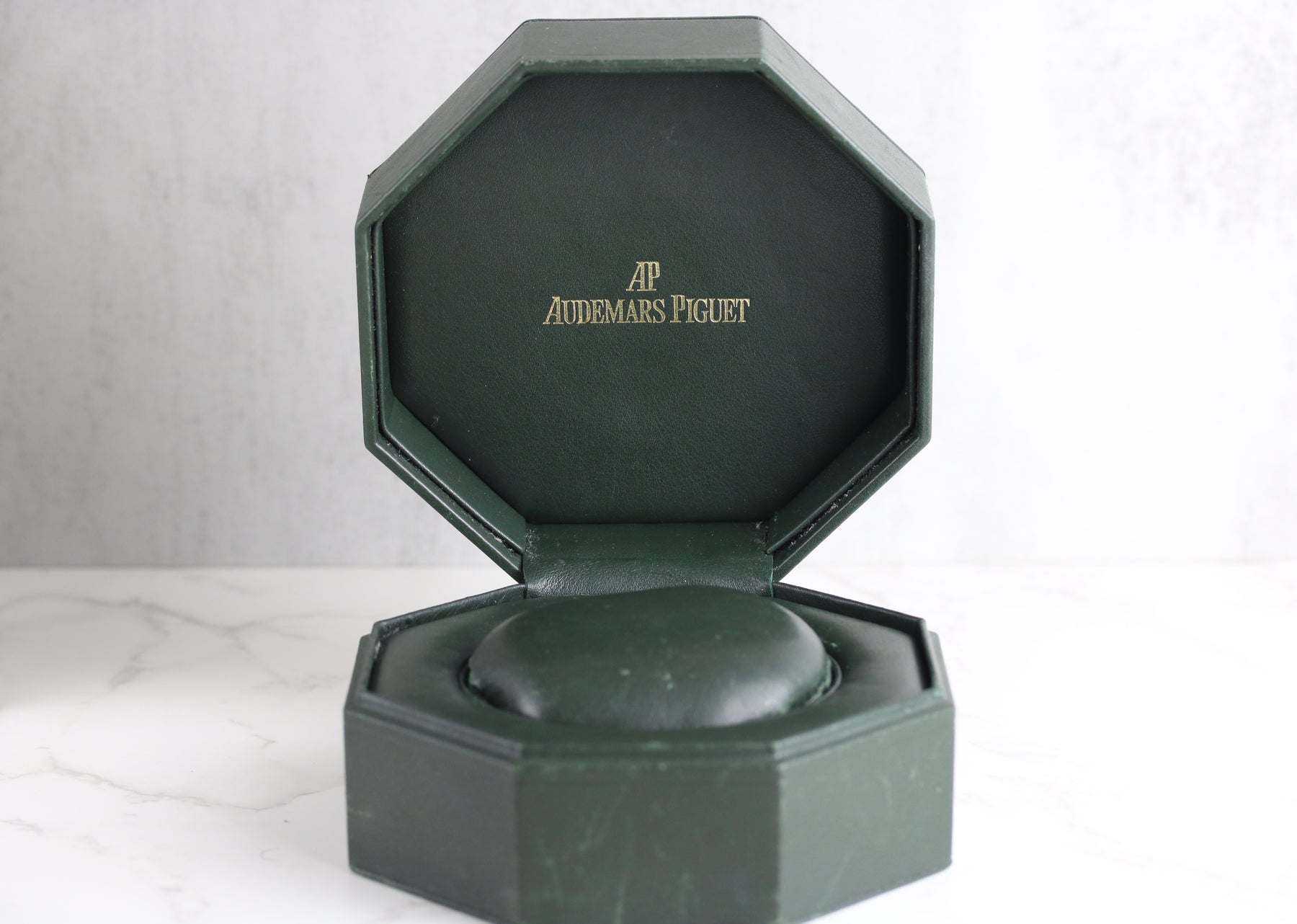 1980s Audemars Piguet 30mm Royal Oak 18K Yellow Gold Quartz Grey Dial with Box