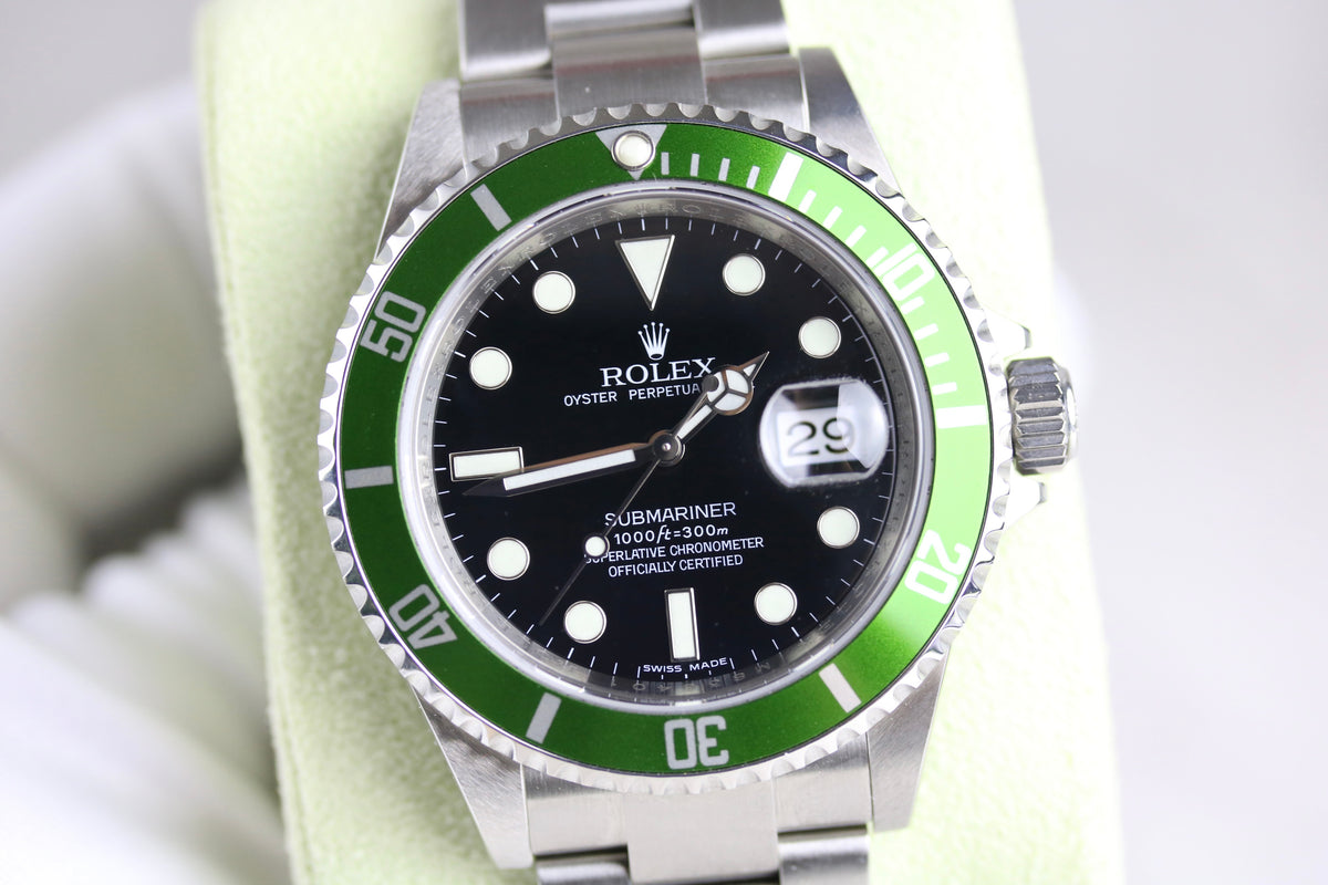 MINT 2007 Rolex 16610LV Submariner Kermit with Box & Papers