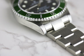 MINT 2007 Rolex 16610LV Submariner Kermit with Box & Papers