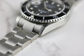 2004 ROLEX 16610 Submariner No Holes Case with Box & Papers