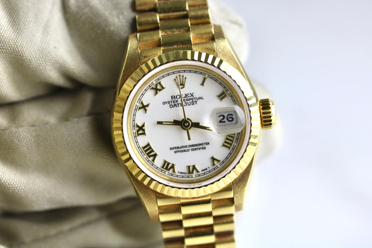 1991 ROLEX 69178 Datejust 26mm White Roman Dial with Papers